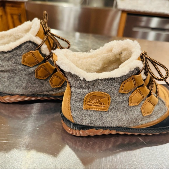 Sorel Ankle Boots in Gray, Black, and Tan - Picture 7 of 7